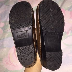 NWOT DANSKO 38 Brown clog shoes